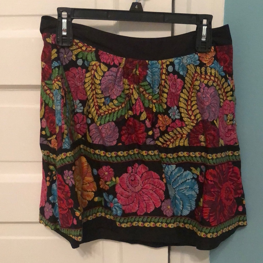 Beautiful printed skirt in good condition
